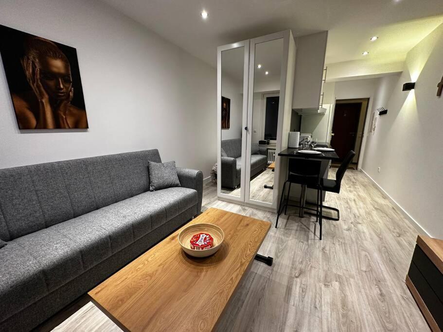 Amazing Cosy Flat Lux Gare Luxemburgo Exterior foto